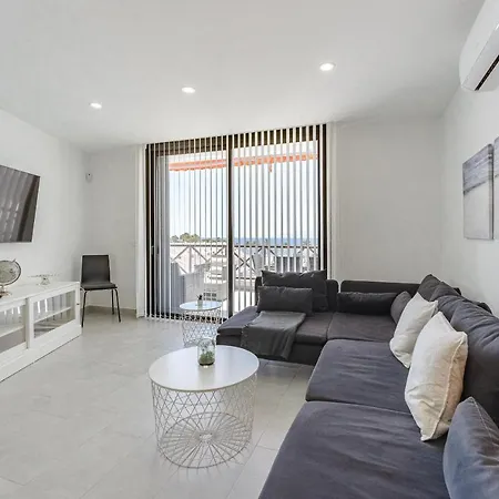 Apartmán Tower Penthouse Parque Santiago I *